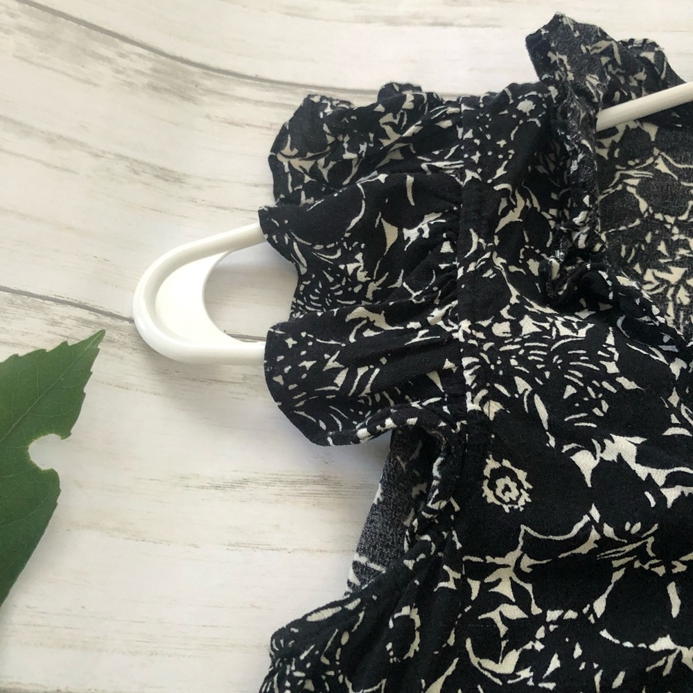 Topshop size 2 tunic black and white. - Picture 5 of 6